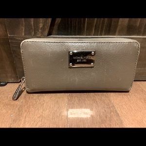 MK original wallet beige leather